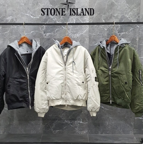 [STONE ISLAND] 스냅 포인트 후드 탈부착 블루종 자켓 